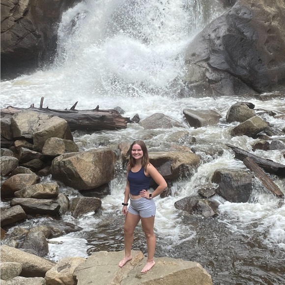 Meet the Posher - Picture 1 of 1